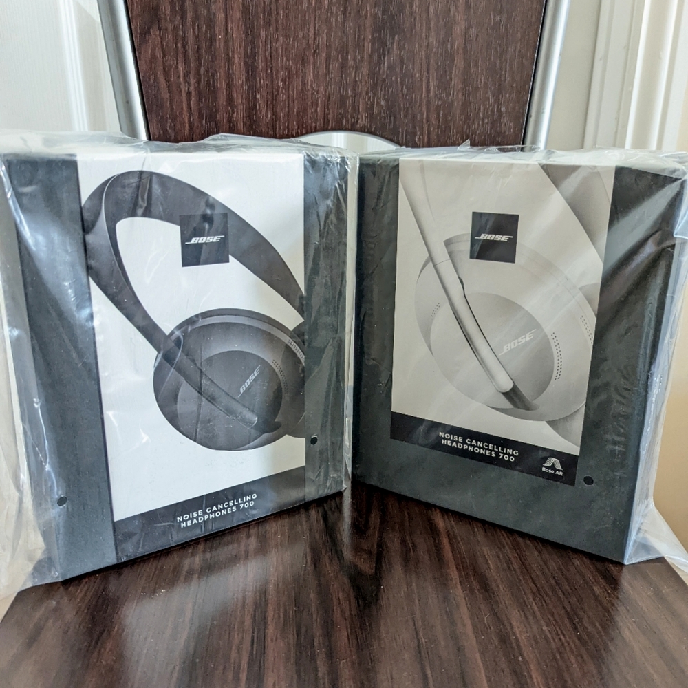 Bose Noise Canceling Headphones 700